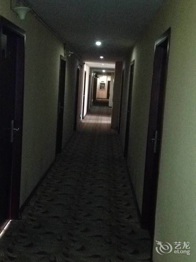 Yinhao Business Hotel Dazhong Екстер'єр фото